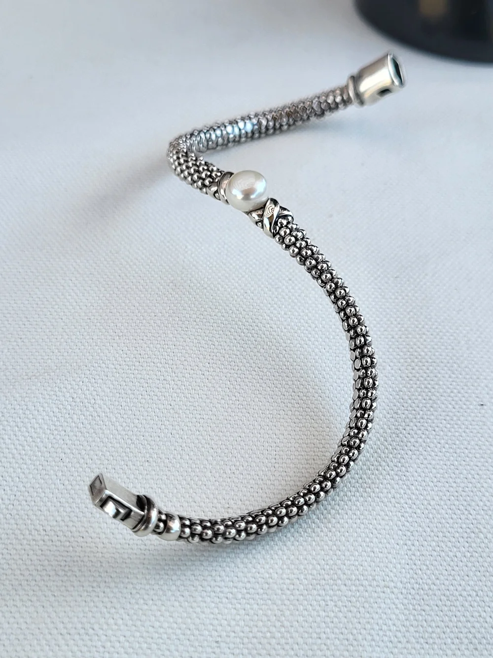 Lagos Luna Sterling Silver Pearl Caviar Bracelet - White Pearl.  #225b1